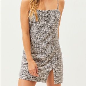 Lottie Moss linen slit mini dress